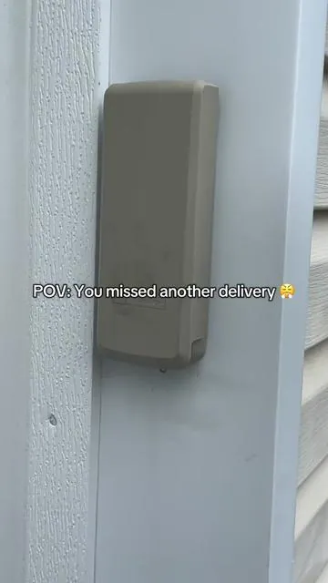 🔐 Your garage is your new front door… protect it like one. No more missed deliveries, shared codes, or security worries. The myQ Smart Video Keypad gives you total control from anywhere 📱📦✨  #smarthome #ringdoorbell #videodoorbell #techgadgets #homegadgets #doorbellcam #smartdoorlock #hometech 