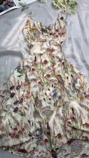 I can't resist such a beautiful embroidered print dress #lq #floral #floraldress #embroidered #beautiful #dress#fyp/ #DealsforYouDays #spotlightfinds #IDY #InternationalDayofYoga #BeChicBeMindful #Yoga #TikTokshop #lq