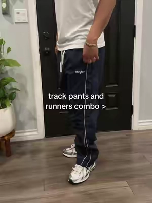 dressing like this all summer long #trackpants #y2k #baggysweats #athleisure 