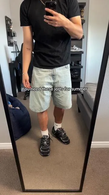 only 15 bucks is crazy 🥀 #jortszn #jorts #baggyjorts #denimshorts #mensfashion #ugccreator 