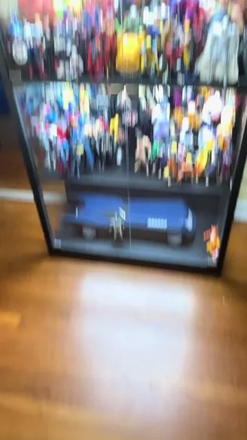 Probably one of the best display cases for collectibles and it’s made by MIIIFUNY  . #tiktokshop #tiktokshopfinds #display #displaycases #hottoyscollectibles #toycollector #toycommunity #collectibles #marvel #spiderman #batman #marvellegends #mafex #shfiguarts #mezco #ad #gifted 
