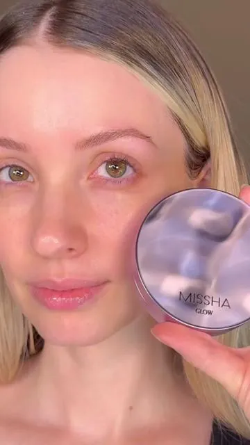 Your favorite ampoule, now in cushion form 💜✨ Packed with the same skin-repairing, glow-boosting formula as our best-selling Night Repair Ampoule. This clean, 10-free cushion glides on like velvet, locks in hydration with moisture-fixing polymers, and delivers long-lasting radiance without irritation. Shop the Glow Layering Fit Cushion in our bio! #sensitiveskin #nightrepairglow #skincarefoundation #hydratingcoverage #kbeauty #radiantskinfinish #sensitivefriendly #dewyskinlook #ampouletoapplication