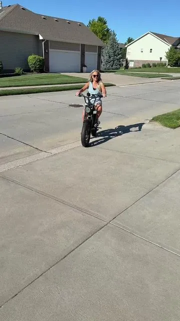 She’s driving my bikes now 😅 #ebike #ebikes #electricbike #ebikelife #tiktokshopcreatorpicks 