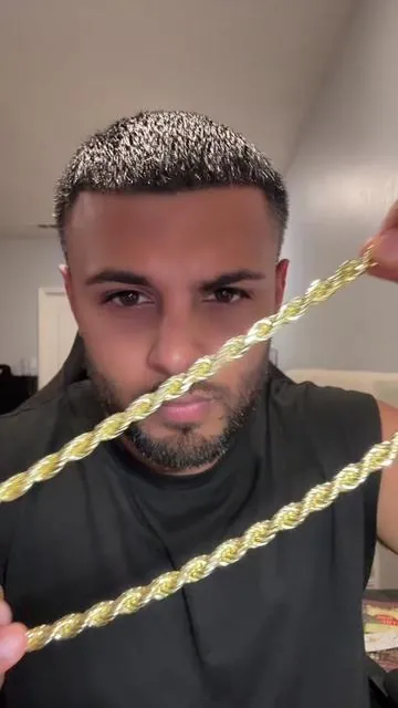 This thing looks amazing and feels amazing. It will never tarnish and the shine on this is ridiculous. #14k #14kgold #necklace #jewlery #ropechain #goldjewelry #fasion #fy #tiktokshopcreatorpicks 