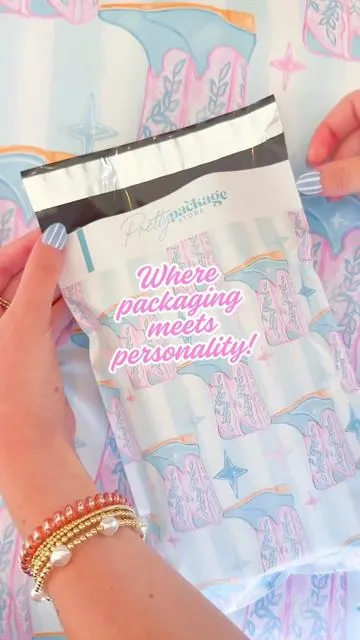 Where packaging meets personality ✨ Elevate every order with our pretty, playful mailers that make your brand unforgettable. Because every package deserves to make a statement, shop now and give your customers a reason to smile before they even open it! #PrettyPackageStore #SmallBusinessPackaging #HappyMail #UnboxingJoy #BrandingMatters 