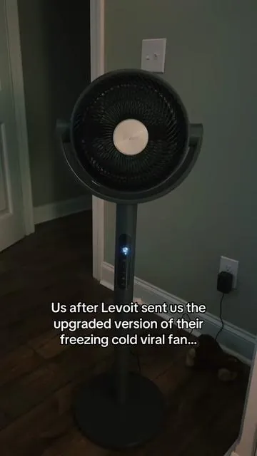 I didn’t think it could get any better! 🥶 #fan #freezingcold #toptier #viral #levoit #levoitfan #fyp @Levoit_official 