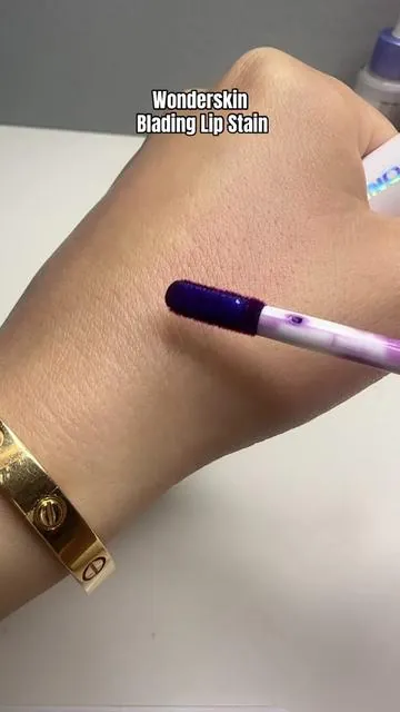 I think I found another lip stain I love! @Wonderskin Beauty #lipstain #wonderskin #wonderbladinglipstain #wonderblading #lipstainviral #virallipstain #dealsforyoudays #tiktokshopcreatorpicks #tiktokshop #tiktokmademebuyit 