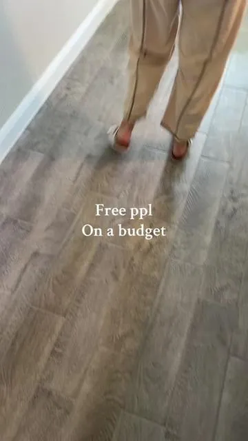 These pants are identical quality for a fraction of the price @Uaneo #pants #pant #pantsoutfitidea #pantsoutfit #summerpants #casualoutfit #dealsforyoudays 