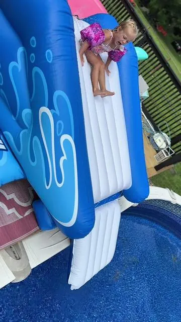Gahhh my kids were obsessed with this!! Such a great price too!! #waterslide # #WaterSlide #PoolSlide #SummerFun #PoolParty #BackyardFun #PoolVibes #Summer2025 #FamilyFun #OutdoorToys #TikTokShopFinds #TikTokMadeMeBuyIt #PoolTime #SummerEssentials #PoolDay #InflatableFun #PoolLife #FunInTheSun #StayCool #PoolAccessories #TikTokShopDeals  