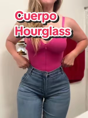 Amigas encarguen la suya 😍💋 . . . . . #fyp #parati #tiktokmademebuyit #tiktokshop #shop #bodysuit #moda #hourglassfigure #goviraltiktok #viral #fashion #fajas #body 