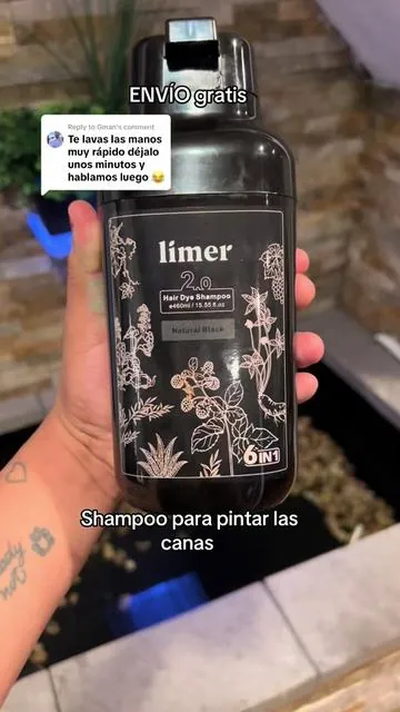 Replying to @Gman  que mas quieren ver 😂 Ahira disponible en aceite también 🥰 #limer #hairdyeshampoo #shampoohairdye #shampoopintacanas #canas #tintedepelo #shampootapacanas #dyeshampoo 