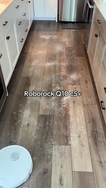 Roborock Q10 X5+ robot vaccuum and mop #robotvaccuum #robotvacuumcleaner #robotmop #roborock #vaccum #cleaning #vacuuming #dealsforyoudays 