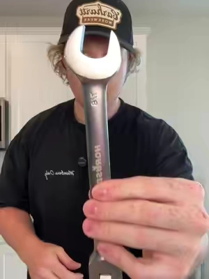 Now this is something on tiktok worth your money #ratchet #wrench #tools #ratchetwrench #flexibleratchet #tiktokshopsummerturnup #tiktokshopcreatorpicks #dealsforyoudays 