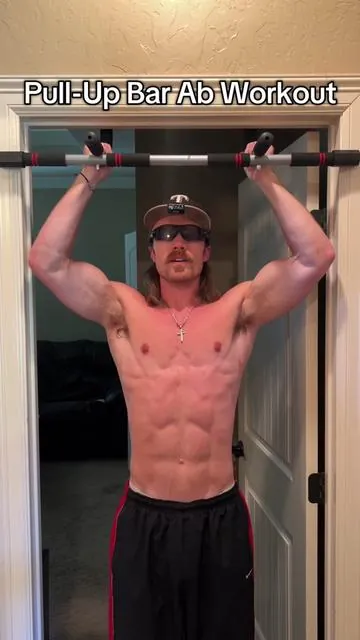 Home Ab Workout with a Pull-Up Bar💪 #abworkout #homegym #workout #pullupbar 