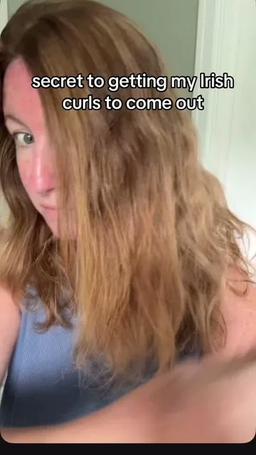 Color wow surprised me with this one!! Irish curls just need a little help! #irishcurls #colorwowhair #curlyhairroutine #irishwaves #dealsforyoudays #colorwowsuperbrandday 