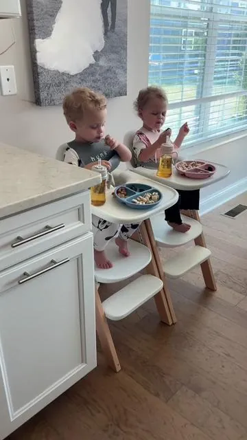 ✅ Mom-approved ✅ Posture-friendly ✅ Actually keeps them buckled in #mockingbirdhighchair #highchair #babyregistrymusthaves #babyhighchair #babychair #toddlerchair #toddlerhighchair #tiktokmademebuyit @Mockingbird - Baby Gear 