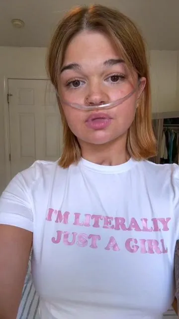 Im literally just a girl #tiktokshopcreatorpicks #dealsforyoudays #babytee #ootd #outfitoftheday #Inverted 