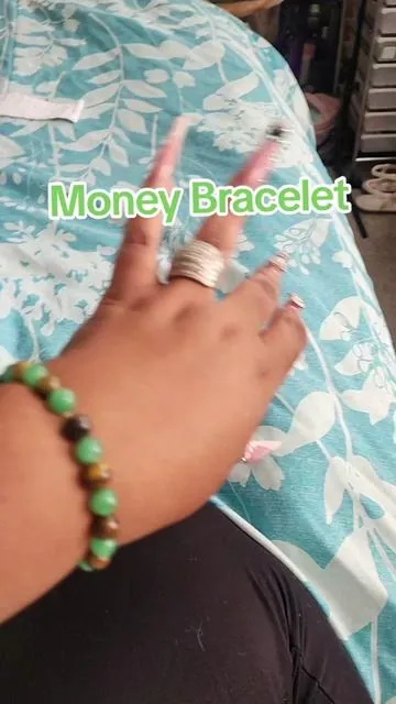 Get this #bracelet... the way money has been flowing to me. #iattractabundance #tiktokpartner #tiktokmademebuyit #tiktokshop #dealsfordays 
