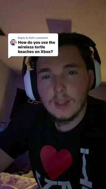 Replying to @Ash these are amazing headphones😎🙌🏼. #turtlebeach #wirelessheadphones #freeshipping #viral #blowthisup #gamers #tiktokgamer #streamer #headsets #bangforyourbuck 