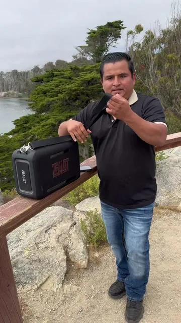 #speaker #rechargeable #bocina #zealot #portable #portatil #bluethooth #speaker #speaker #music #musica #audios #boofers #subwoofer #120watts 