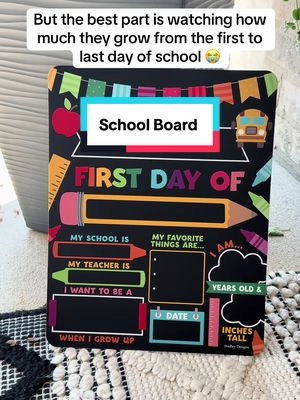 If time could just slow down so they don’t grow up so fast 😩 #firstdayofschool #backtoschool #schoolpictures #kindergarten 