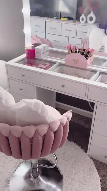 Im in love with this vanityyy😍😍🥰🥰🥰✨ #fyp #xyzbca #foryoupage❤️❤️ #viral #parati 