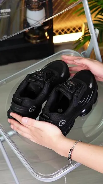 The best safety shoes for men #workershoes #workshoes #safety #safetyfirst #safetyshoes #sneakers #comfortable #shoes 