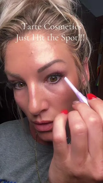 Quick Stick Eye liner from @tarte cosmetics 100% waterproof, sweatproof all-day wear… I’m obsessed 😍 #tartecosmetics #waterproofeyeliner #tartequickstick #Superbrandday #sweatproofeyeliner 