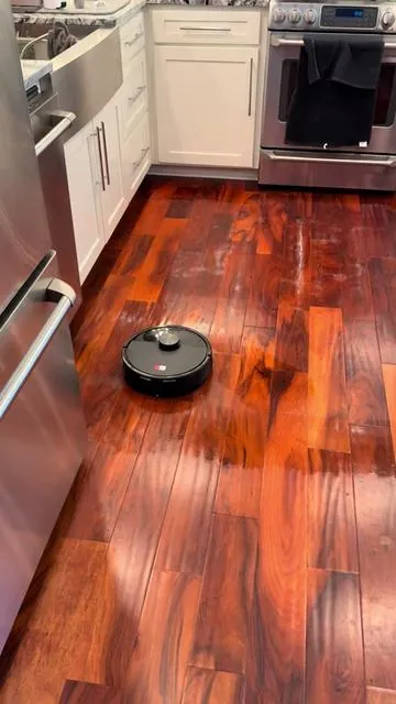 #roborockrobotvacuumcleaner #robotvaccuum #robotvacuumandmopcombo #vacuumrobot #vacuummop #robotmop #smartvacuum @RoborockUS 