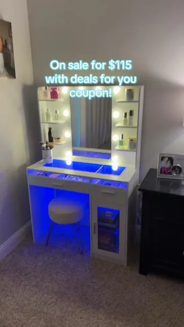 This vanity is just stunning!! 🩵  Looks so neat and has the perfect lighting for doing my makeup! 😍 @HomeWay  #vanity #makeupvanity #vanitymakeup #vanitywithlights #lightupmirror #dealsforyoudays #dealsforyou 
