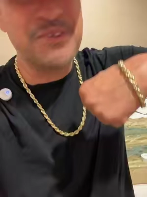 Cadena con esclava bañada en oro 14 kilates 
