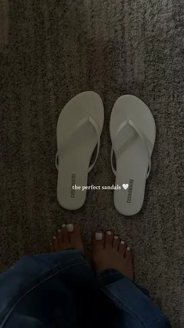 😍😍 These sandals? 10/10. Comfy ✅ Cute ✅ On repeat all season ✅ #TikTokShopFinds #OOTD #tiktokshopcreatorpicks #tiktokmademebuyit #youneedthis #girlyfinds #girlytok #girlyvibes #ootdfinds #ootdstyle #ootdideas #ootdinspo #ootdfashion #flipflops #sandals #sandalsforwomen #sandalseason #fyp #outfitoftheday #outfitcheck #sandalsforsummer #sandalsforwidefeet #sandalsforyou 