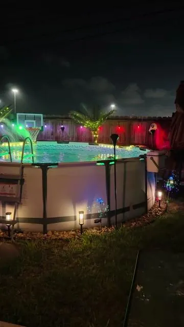 #piscina #piscinas #albercas #alberca #swimmingpools #poolsoftiktok #pool #tiktokshopcreatorpicks #dealsforyoudays #latinacontentcreator #paratii #summer #summervibes #summernights #abovegroundpoolsetup #pooltok #abovegroundpool 