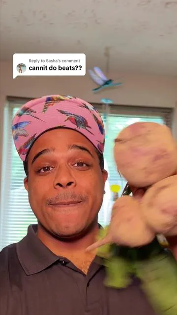 Replying to @Sasha this juicer handles beets easy because it has a 350W motor in it. Strongest motor of all the juicers I’ve done reviews for so far AND it’s dishwasher safe so I don’t have to worry about staining from the beets #juicing #beetjuice #beet #juicer #juicingrecipes #juicermachine 