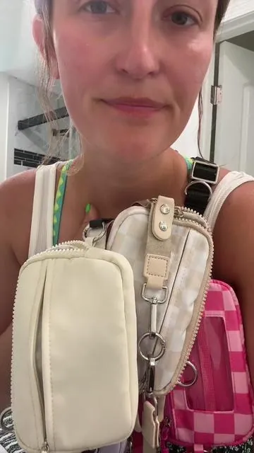 #crossbody #wristlet #purse #crossbodybag #phonecase #phoneaccessories #dealsforyoudays #dealsfordays #tiktokshop #tiktokmademebuyit #summer #summervibes #summermusthaves 