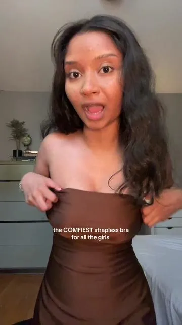 Smooth like butter 🧈 #straplessbra #seamlessbra  #wirelessbra #everydaybra #comfybra #tubetop #musthave #tiktokshopfinds 