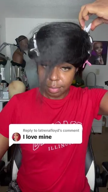 Replying to @latrenafloyd This wig is so teaaaa! #syntheticwig  #kinkystraightwig #affordablewig #wigs #install #hairinspo 