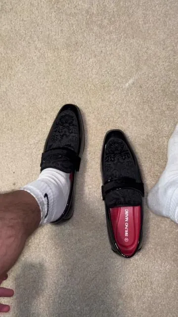 these are fire #loafers #loafersoutfit #loafersshoes #dressshoes #mensfashion #man #dresstoimpress 