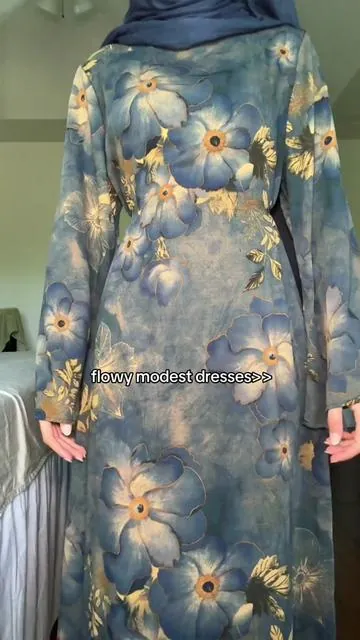 current fav dress 🤭 #hijabi #modestfashion #modestdress #ootd #creatorsearchinsights 