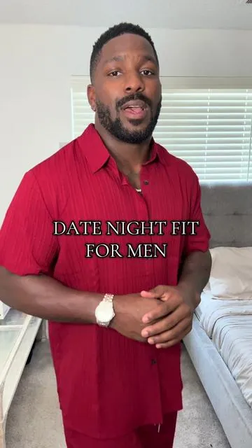 This is the perfect fit for your next date night😎 #Datenight #Date #Fitformen #Menswear #forhim 