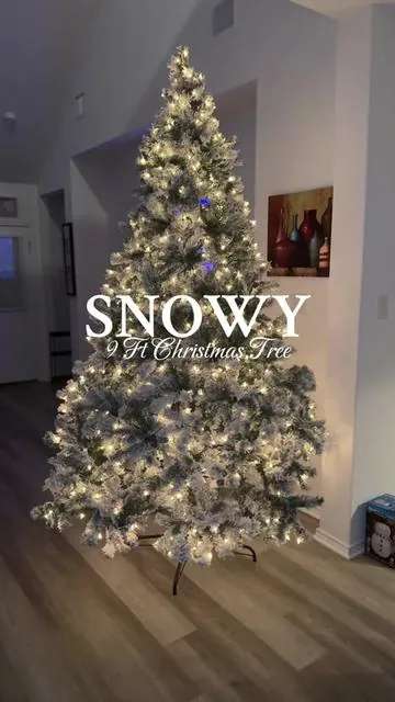 My beautiful 9 FT Snowy Christmas Tree is on sale today! #christmastree #christmasinjuly #prelitchristmastree #flockedchristmastree #flockedtree #christmastok #christmasdecor #tiktokshopblackfriday #tiktokshopcybermonday #tiktokshopbacktoschool 
