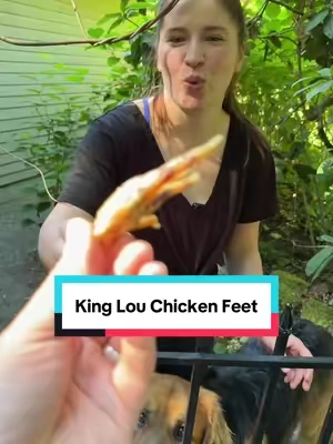 Best dental treats in the whole market!! @King Lou #kinglou #chickenfeet #healthydogtreats #rawfood #tiktokmademebuyit 