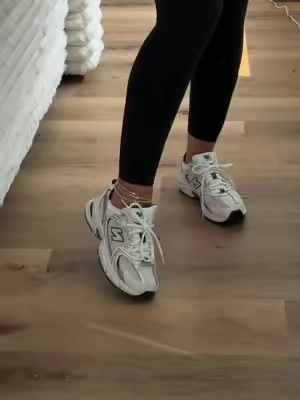 #newbalance #530 #newbalance530 