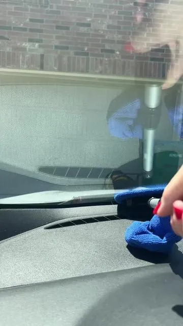 @AstroAI US  this windshield cleaner is amazing ! #astroaius  #windsheildcleaner  #tiktokshopcreatorpicks #tiktokshopsummerturnup #ifyouknowyouknow #funinthesun #tiktokshopunboxing #TTSThunderbolt #CreatorIcons #superbrandclub #summertransformation #summerwonderland  #SuperBrandDayDYFD  
