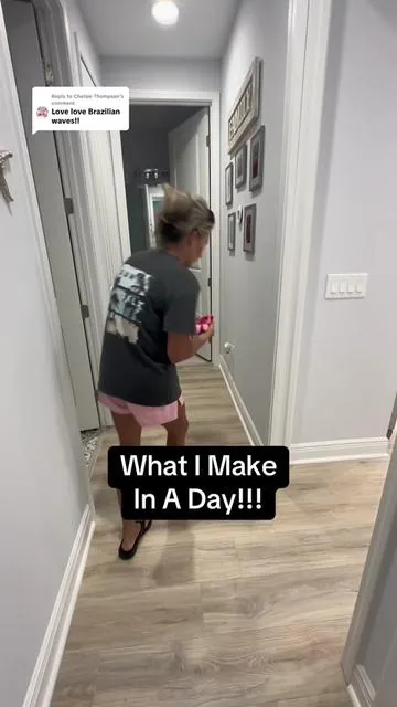 Replying to @Chelsie Thompson clean with me #housecleaner #mopping #cleantok #housecleaning #cleaning #cleanwithme #whatimakeinaday 