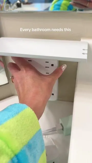 Only one outlet in your bathroom? This 9-in-1 outlet extender is a game changer for your hair tools, toothbrush, and skincare devices 🔌 #outletextender #bathroomhack #smallspacesolutions #tiktokmademebuyit #bathroomupgrade #tiktokshopcreatorpicks #TikTokshopbacktoschool 