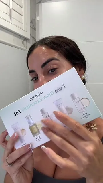 @mixsoon  #mixsoon #skincareroutine #koreanskincare #koreanskincareproducts #koreanskincareroutine #mixsoonbeanessence #tiktokmademebuyit 