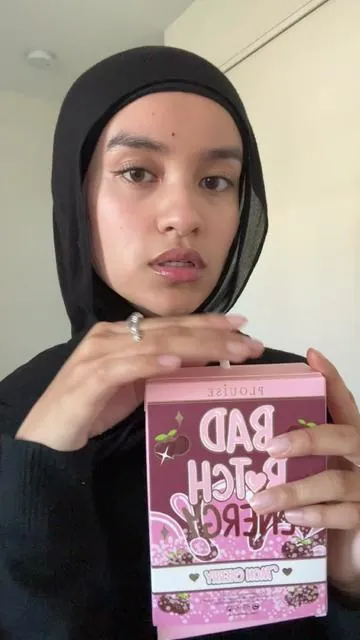 @Plouise USA just dropped their bad b*tch energy lippies in the US and damn they feel nice 👀 my favorite is definitely the lip conditioner as someone who always has dry lips 😫😖 thanks for sending this to me!!! #fyp #foryou #makeup #lipoil #plouise 