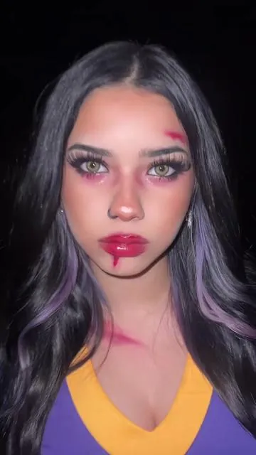Costume details on my tiktok shop showcase ! #foryou #lasheybymia #jennifersbody #jennifersbodycosplay #halloweencostume #halloween2025 #halloweencostumeinspo 