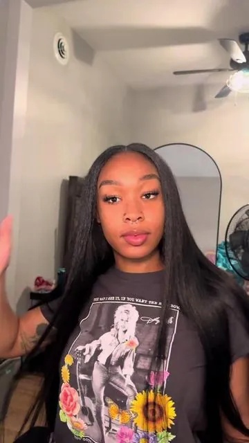 @Mamushow Hair Fashion Don’t sleep on vpart wigs. It’s literally that easy & natural hair🤩🤩  #TikTokshop #TikTokShopBacktoSchool #mamushowhair #humanhair #viral 